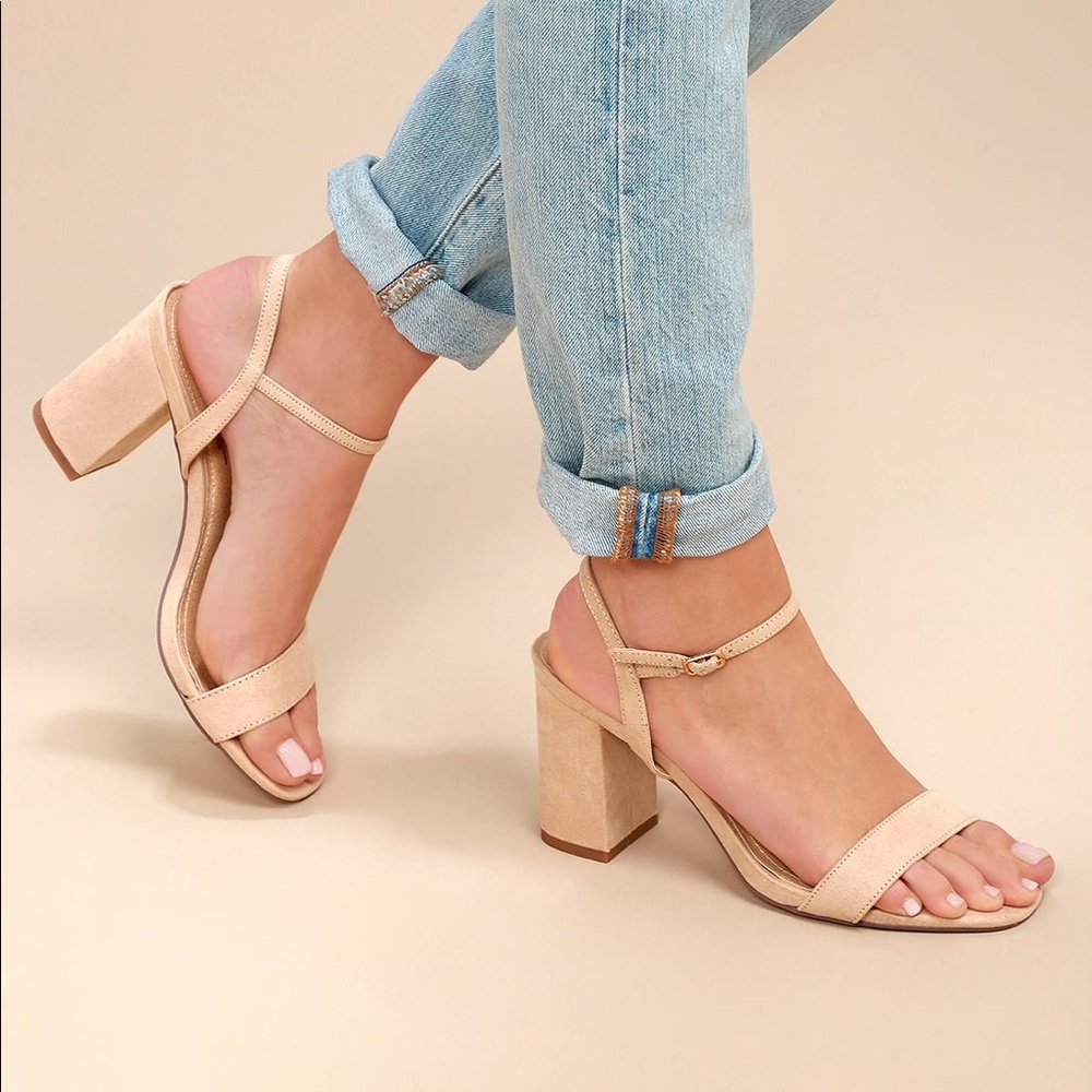 Lulu’s size 9 nude heels. New in box never worn.